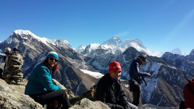 Gokyo Cho La Pass Trekking